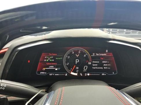 Used 2025 Chevrolet Corvette E-Ray w/ ZER Performance Package AWD/4WD image 10