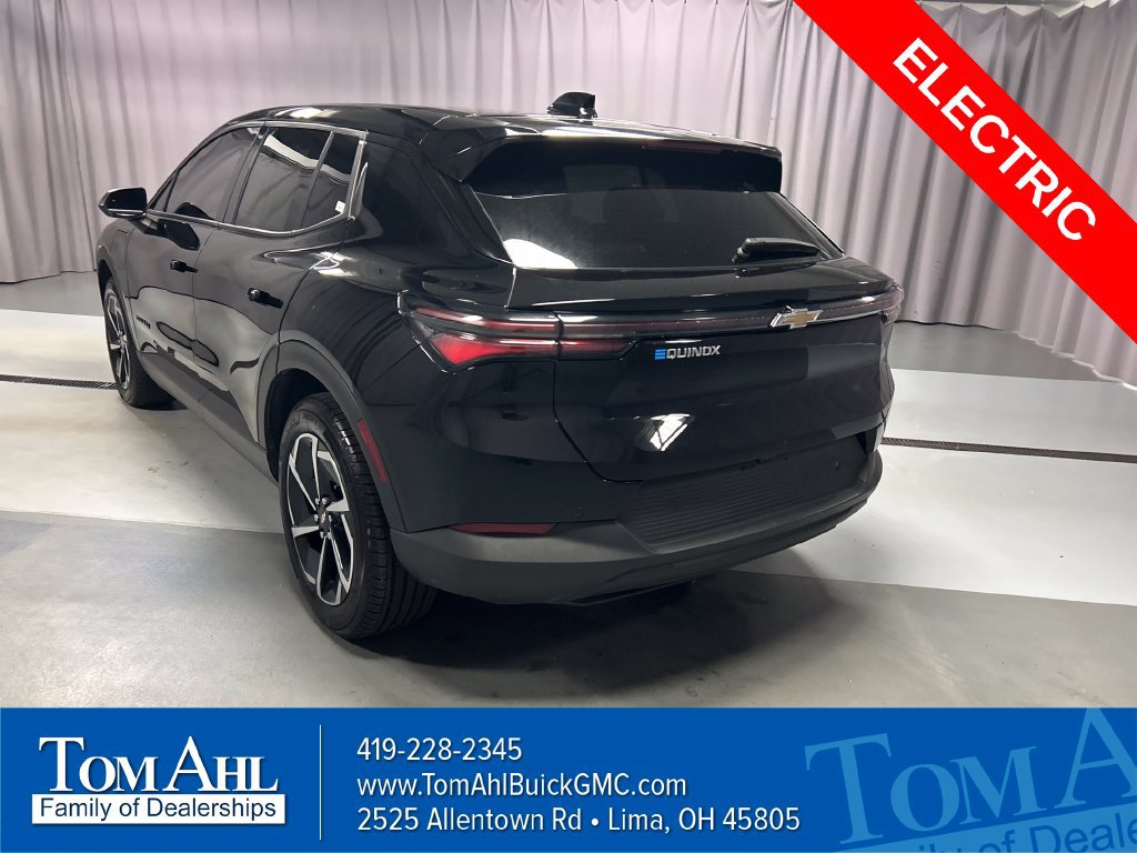 Used 2025 Chevrolet Equinox EV LT FWD image 5