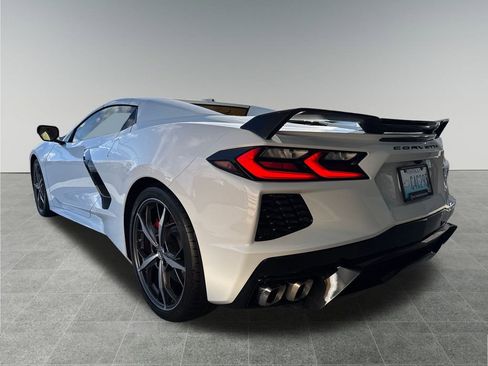 Used 2022 Chevrolet Corvette Stingray Premium Conv w/ Z51 Performance Package image 3