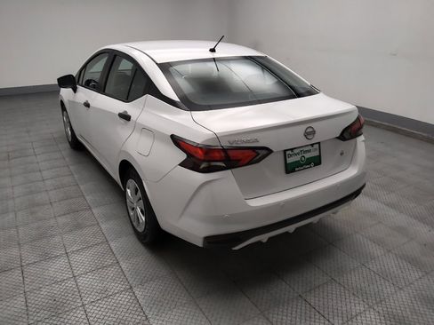 Used 2025 Nissan Versa S image 5