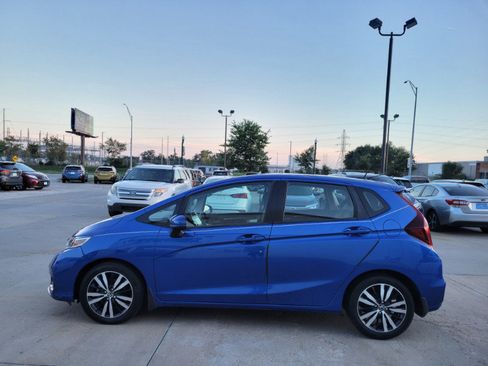 Used 2019 Honda Fit EX image 4
