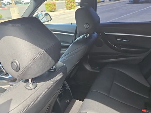 Used 2018 BMW 330i Sedan image 11