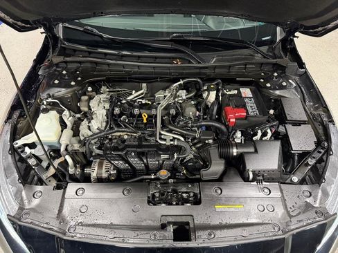 Used 2024 Nissan Altima 2.5 S image 11