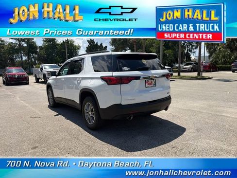 Used 2023 Chevrolet Traverse LT FWD image 7
