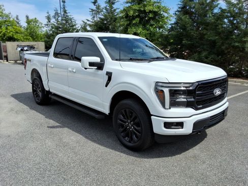 Used 2025 Ford F150 Lariat w/ Equipment Group 501A Mid AWD/4WD image 3