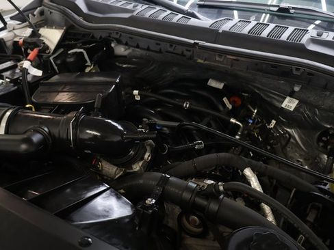 Used 2020 Ford F550 XL w/ Power Equipment Group image 30