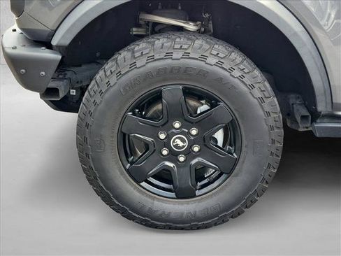 Used 2022 Ford Bronco Black Diamond AWD/4WD image 13