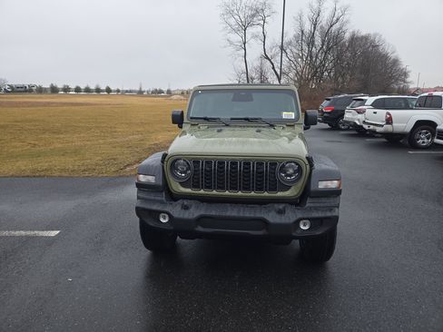 New 2026 Jeep Wrangler Unlimited Sport AWD/4WD image 10