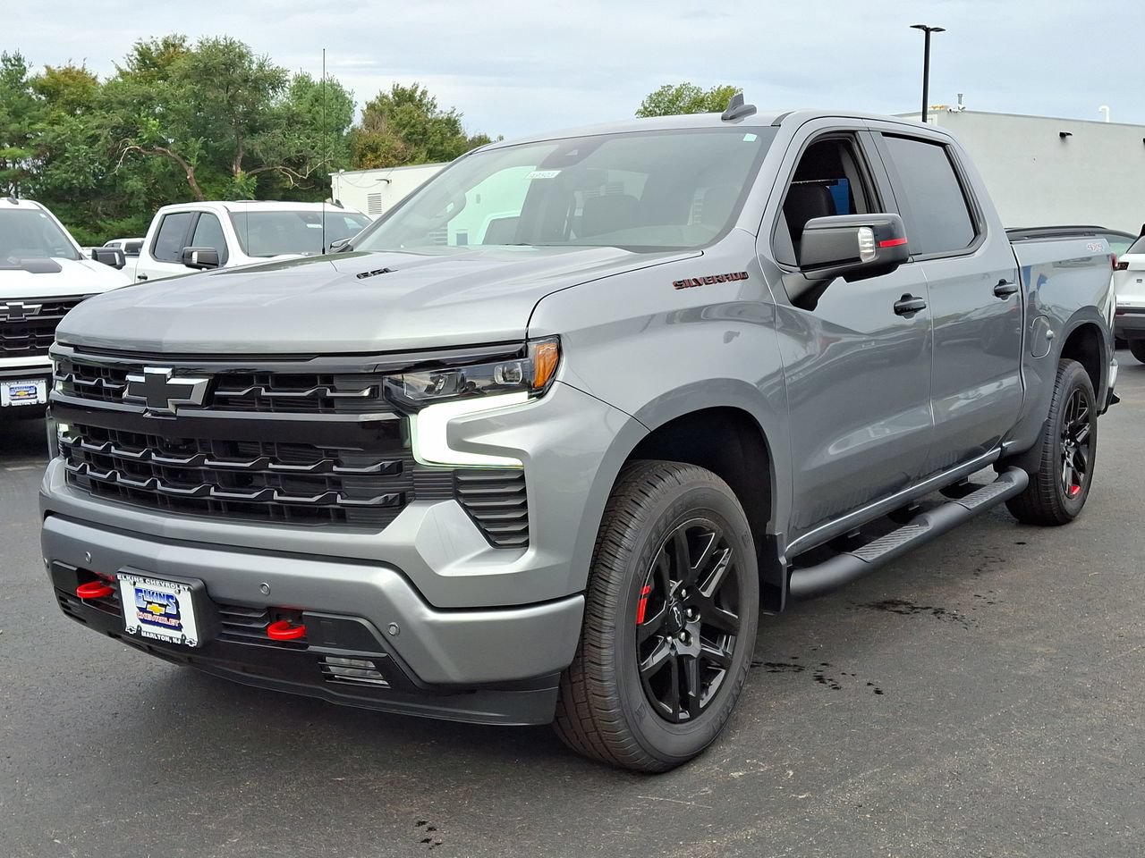 New 2026 Chevrolet Silverado 1500 RST w/ Redline Edition AWD/4WD image 2