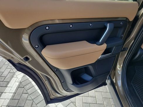 New 2025 Land Rover Defender 110 S AWD/4WD image 22