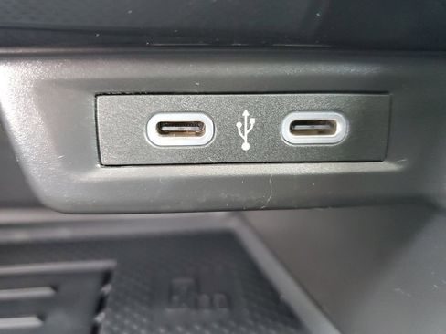 New 2025 Volkswagen Jetta SE image 23