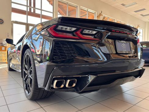 Used 2025 Chevrolet Corvette Stingray Coupe w/ 1LT image 4