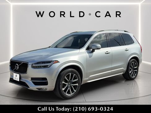 Used 2017 Volvo XC90 T6 Momentum w/ Vision Package AWD/4WD image 7