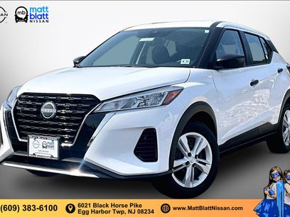 Certified 2025 Nissan Kicks Play S
