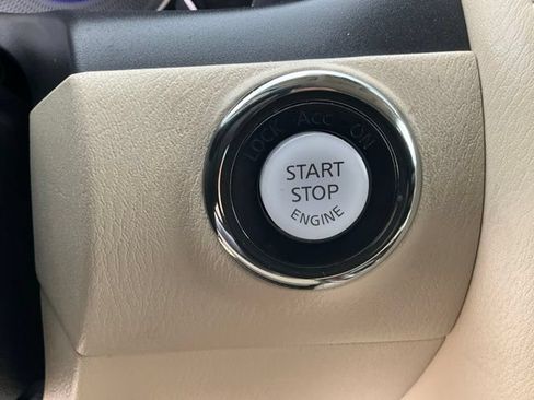 Used 2019 INFINITI QX80 Luxe w/ 22" Wheel Package AWD/4WD image 14