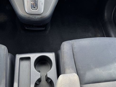 Used 2010 Honda CR-V LX image 19