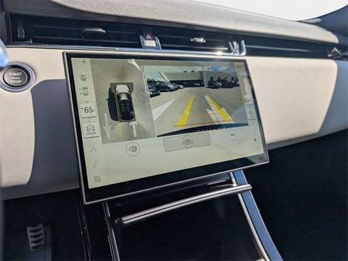 New 2026 Land Rover Range Rover Evoque Dynamic SE image 10