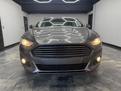 Used 2014 Ford Fusion SE w/ Equipment Group 202A image 7