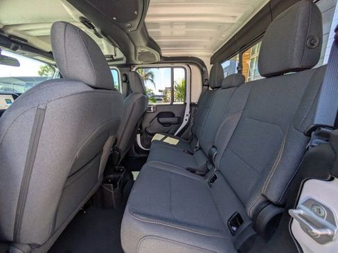 New 2026 Jeep Gladiator Sport image 11