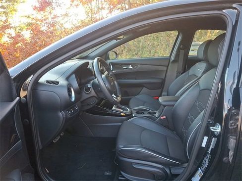 Certified 2023 Kia Forte GT-Line image 13