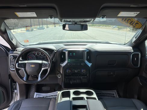 Certified 2020 Chevrolet Silverado 1500 LTZ AWD/4WD image 25