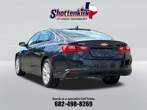 Used 2023 Chevrolet Malibu LT w/ Driver Confidence Package FWD image 8