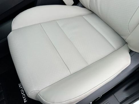 New 2026 Nissan Rogue SV image 11