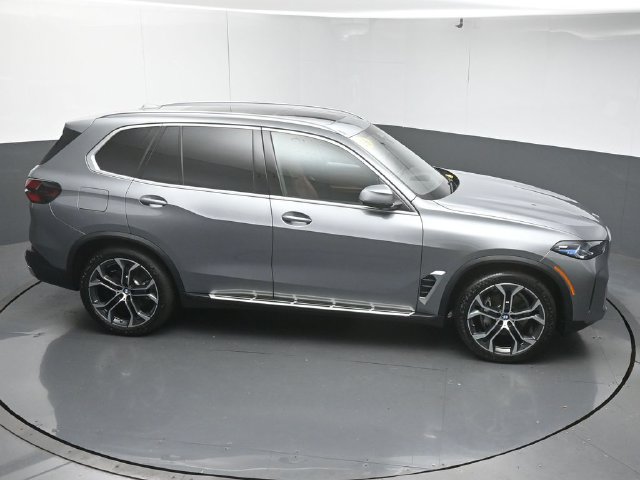Used 2026 BMW X5 xDrive40i w/ Climate Comfort Package AWD/4WD image 51