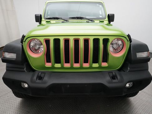 Used 2018 Jeep Wrangler Unlimited Sport AWD/4WD image 21