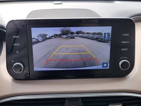 Used 2022 Hyundai Santa Fe SEL image 15