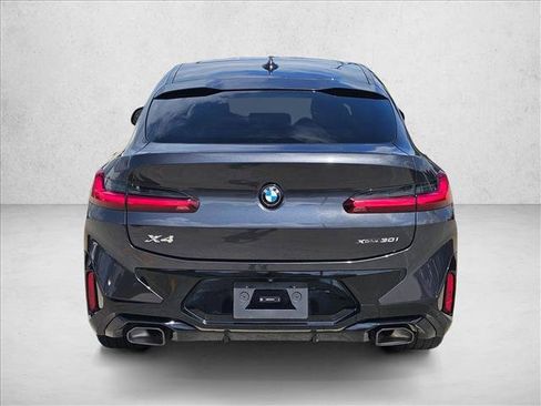 Used 2025 BMW X4 xDrive30i AWD/4WD image 6