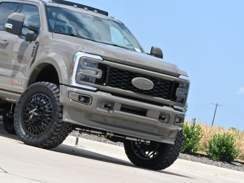 Used 2026 Ford F450 Platinum w/ Platinum Plus Package AWD/4WD image 40