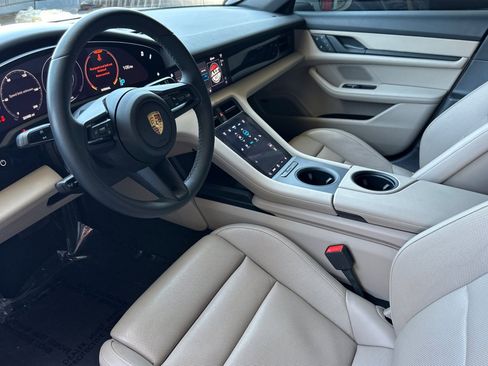 Certified 2022 Porsche Taycan RWD image 4