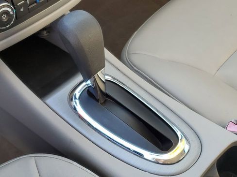 Used 2008 Chevrolet Impala LT w/ Luxury Edition Package image 17