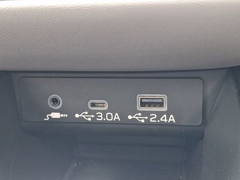 Certified 2025 Subaru Outback Premium w/ Popular Package #1 AWD/4WD image 20