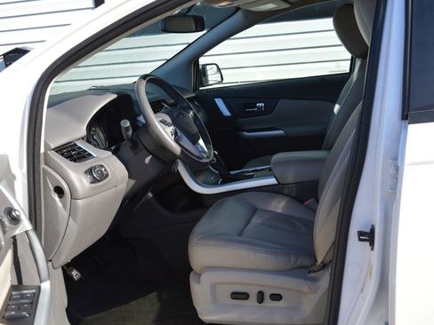Used 2013 Ford Edge SEL image 10