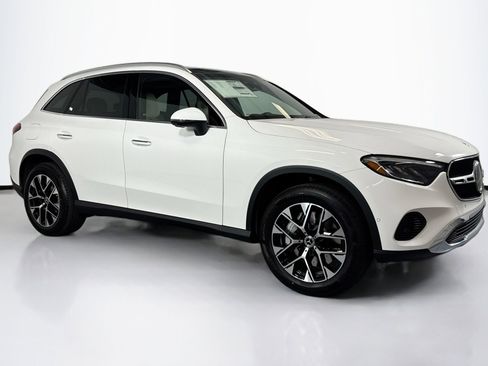 New 2026 Mercedes-Benz GLC 350e 4MATIC image 3