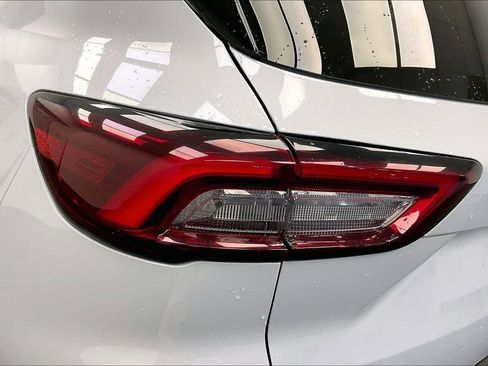 Used 2025 Ford Escape ST-Line Select image 25