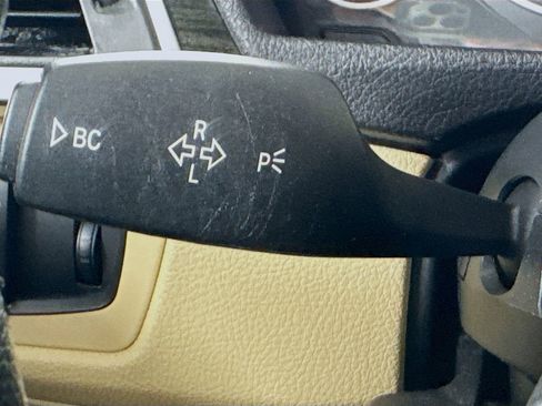 Used 2017 BMW 330i Sedan image 13