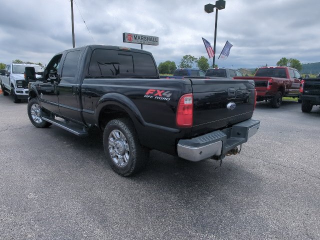 Used 2016 Ford F250 Lariat w/ Lariat Chrome Package AWD/4WD image 32