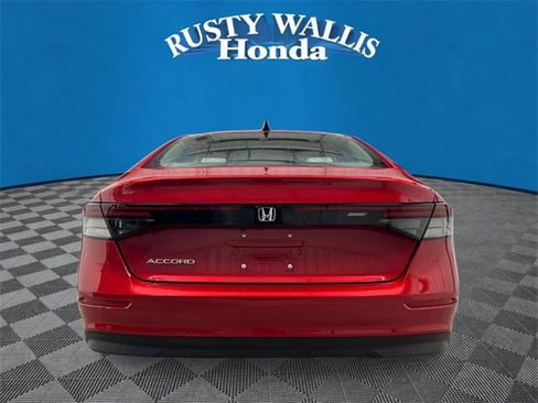 New 2025 Honda Accord SE image 4