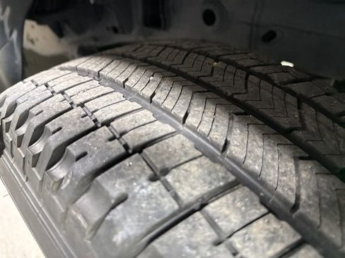 Used 2025 Ford F150 XLT w/ Equipment Group 302A MID AWD/4WD image 44