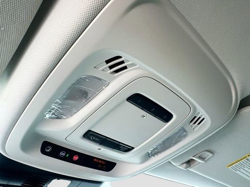 Used 2024 Buick Envision Sport Touring image 20