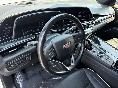 Used 2021 Cadillac Escalade ESV Sport w/ LPO, ONYX Package AWD/4WD image 16