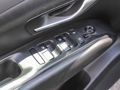 Used 2022 Hyundai Tucson SEL FWD image 26
