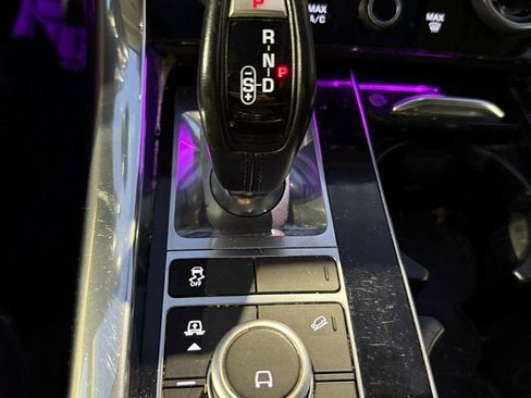 Used 2021 Land Rover Range Rover Sport HSE Silver Edition image 17