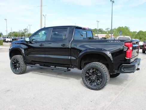 Used 2025 Chevrolet Silverado 1500 RST w/ Dark Appearance Package AWD/4WD image 7