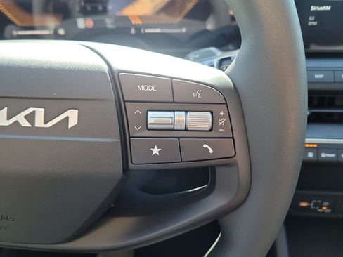 New 2026 Kia K4 FWD image 25