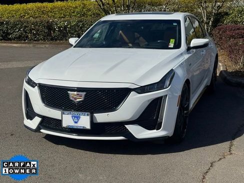 Used 2020 Cadillac CT5 V w/ Platinum Package RWD image 3