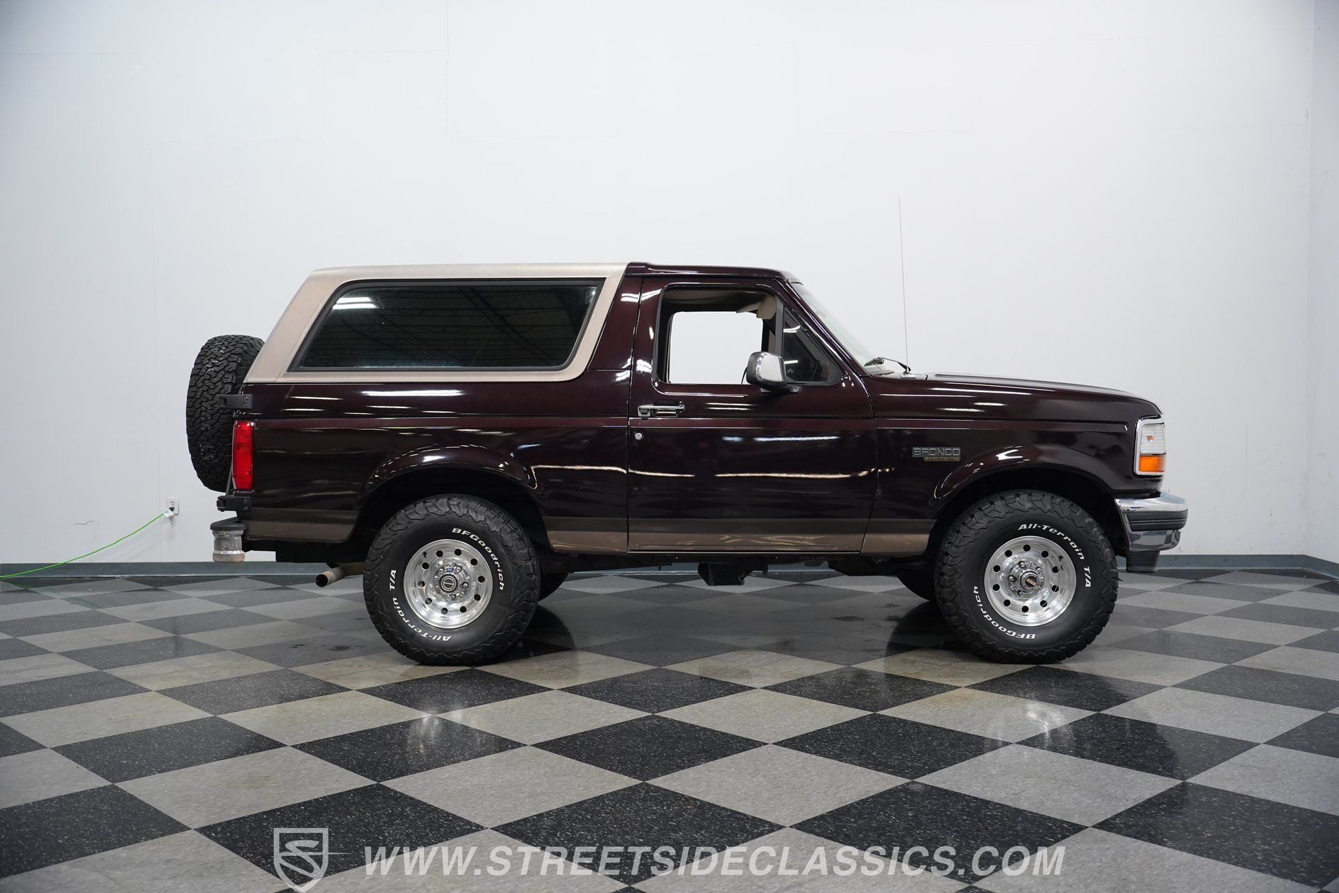 Used 1996 Ford Bronco Eddie Bauer AWD/4WD image 14